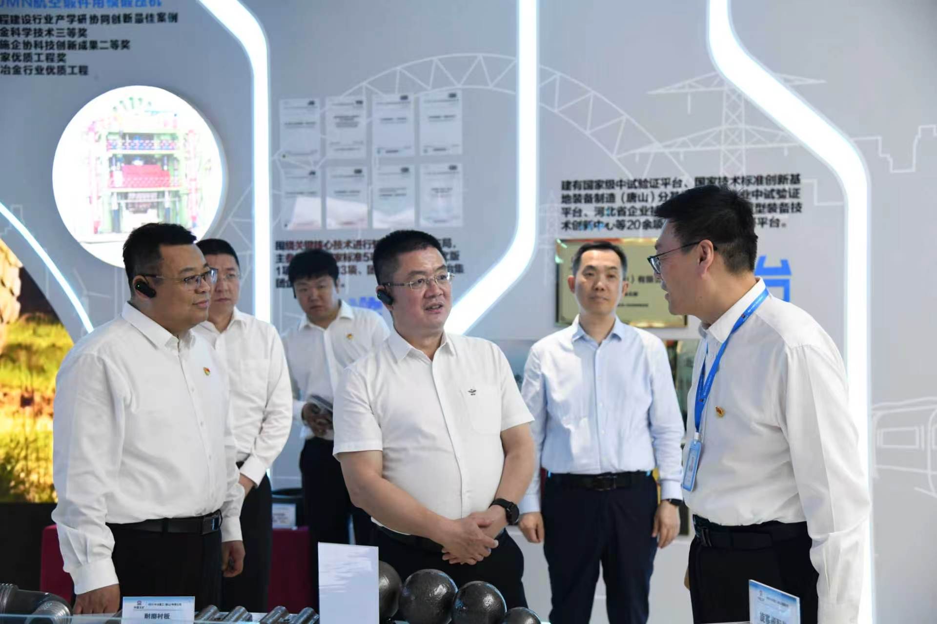 李仲泽参观必发88重工产业园区